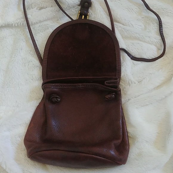 Vintage GAP Leather Crossbody Purse - Picture 3 of 7